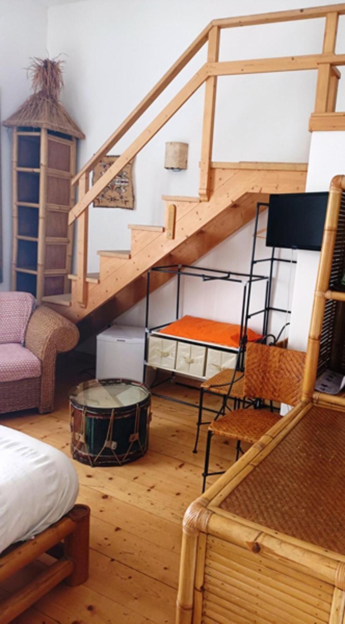 B&B Le Finestre Su Via Cavour Sassari Rum bild