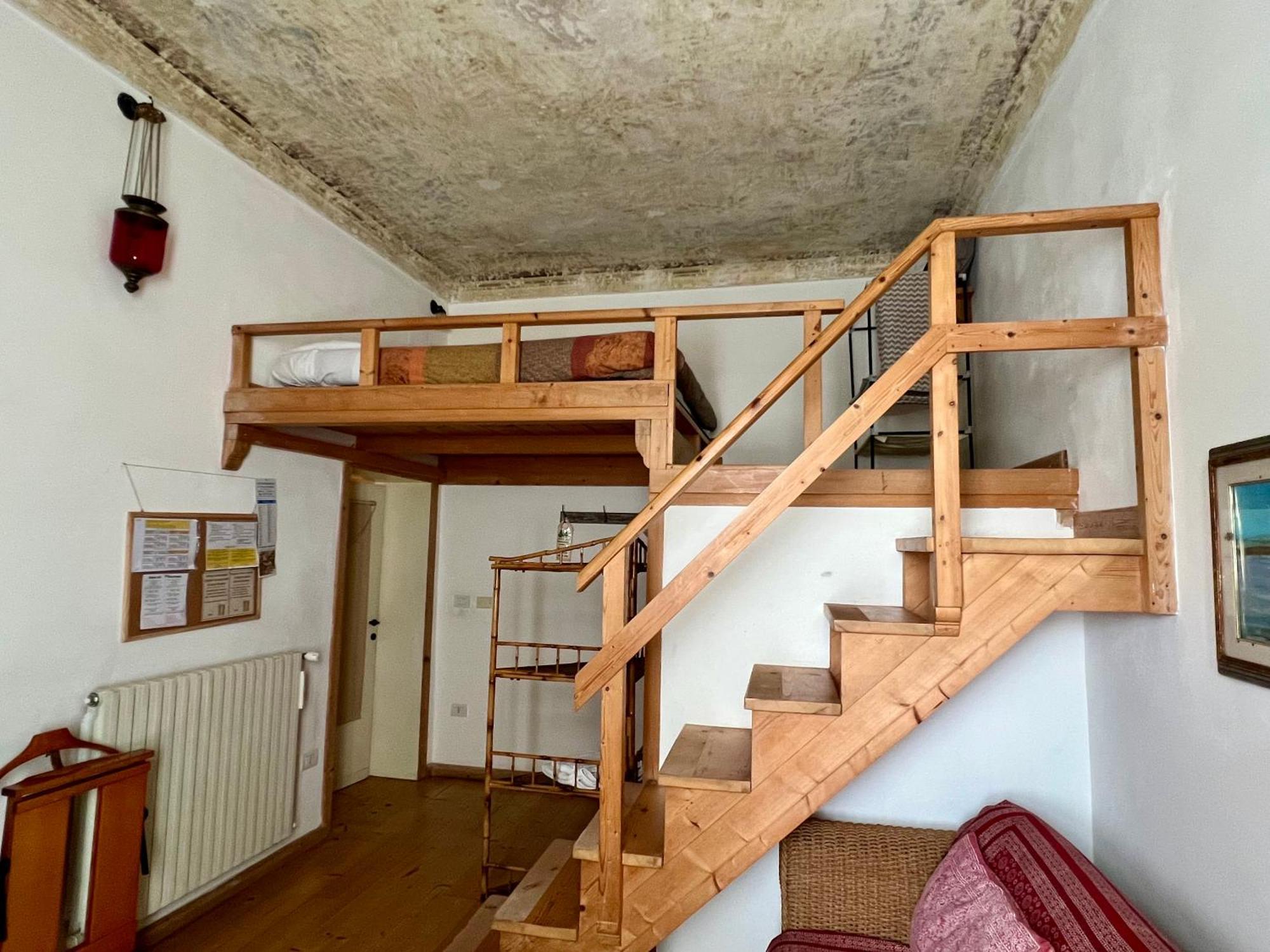 B&B Le Finestre Su Via Cavour Sassari Rum bild